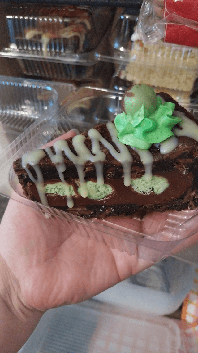 Mint Aero Cookie Pie 