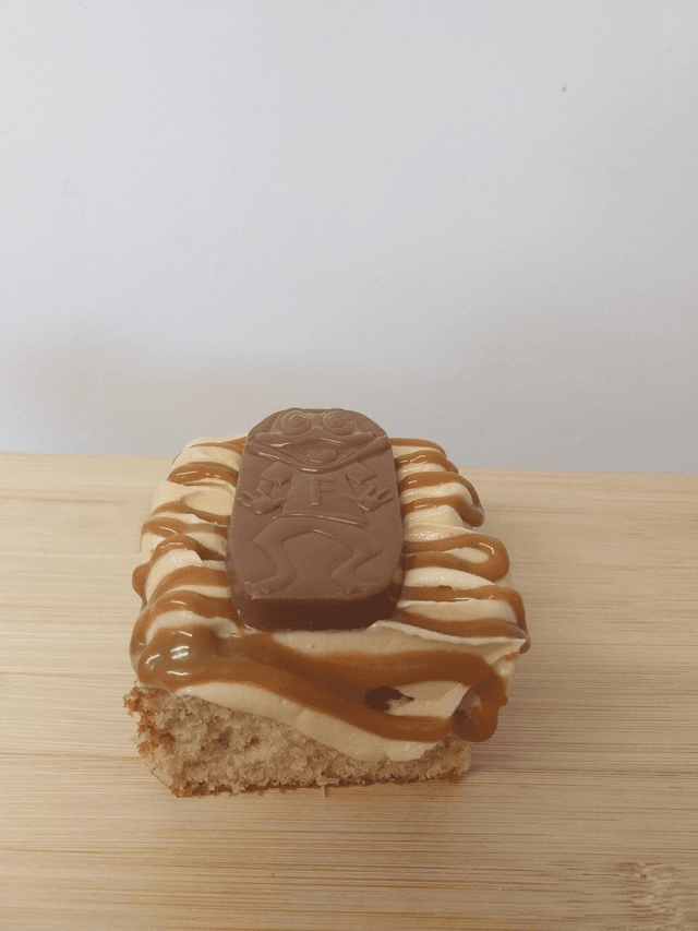 Freddo Cake 