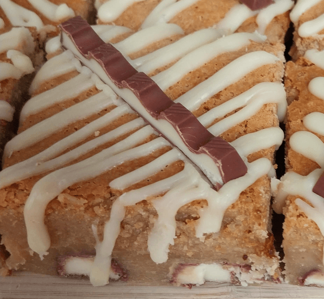 Kinder Chocolate Blondie